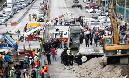 El gobernador dijo que se acordó construir un viaducto. (ARCHIVO)