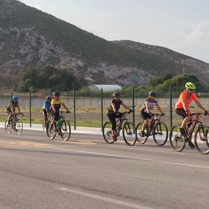 Se premiará a los 3 primeros lugares de cada categoría. Preparan la I carrera ciclista femenil