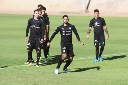 Diego de Buen aseguró que Santos Laguna no debe dejar escapar puntos en casa. (Jesús Galindo)