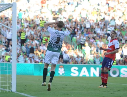 Santos Laguna sigue sin ganar en el torneo y se quedó con tres puntos. (Ramón Sotomayor)