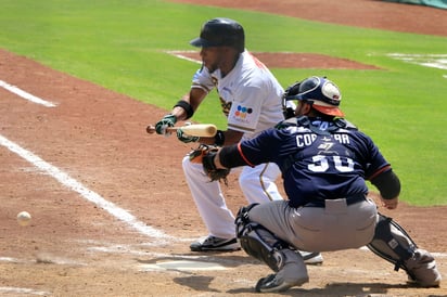 Pericos de Puebla tratará de colocar contra la pared a Tigres, con los pitcheos de Jaime Lugo, quien se medirá a Dustin Crenshaw. (Notimex)