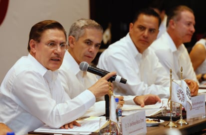 Propuesta. El gobernador de Durango propuso la integración de gobernadores a la Comisión Negociadora del TLC. (CORTESÍA)