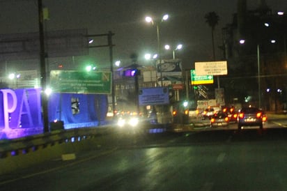 Operativo. Operativo Alcoholímetro de fin de semana en Gómez Palacio dejan 13 detenidos y 37 vehículos en el corralón municipal. (EL SIGLO DE TORREÓN) 