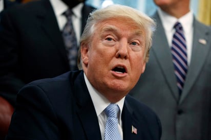 'En algún momento hoy o durante el fin de semana tendremos una decisión', adelantó Trump al ser preguntado al respecto en el Despacho Oval. (AP)