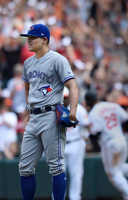 Roberto Osuna ha dejado ir nueve salvamentos en la campaña, lidera la Liga Americana en ese departamento. (AP)