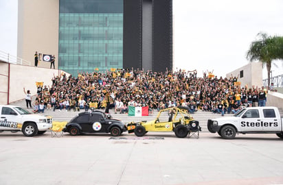 Cerca de mil personas se dieron cita para el evento. (Foto de Jesús Galindo)