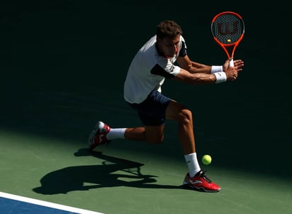 El español Pablo Carreño Busta sigue sin perder un set en el US Open y derrotó 6-4, 6-4, 6-2 al argentino Diego Schwartzman. (AP)