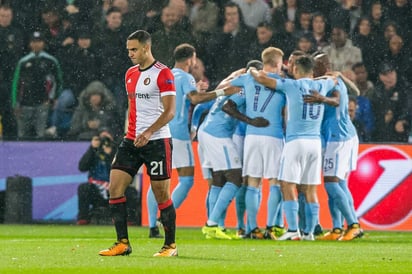 Manchester City continuó el partido con la posesión del balón y generó constantes jugadas de peligro que fueron decisivas, principalmente en el primer tiempo, para obtener una ventaja imposible de igualar para los locales.
