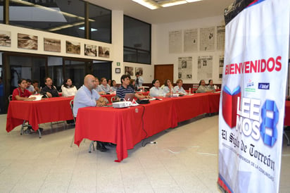 En la primera sesión de trabajo, Mariana Ramírez Estrada, Coordinadora Académica del concurso, expuso que la finalidad es elevar el nivel de comprensión lectora entre los alumnos de primaria, secundaria y preparatoria.  (EL SIGLO DE TORREÓN) 