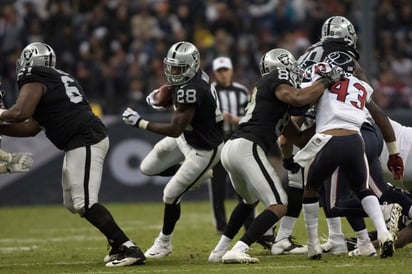 Los Raiders volverían a pisar suelo mexicano cuando se enfrenten a los Patriotas de Nueva Inglaterra. En 2016, se midieron a los Texanos de Houston.  (Jam Media) 