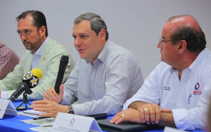 Industriales. Enoch Castellanos, tesorero de Canacintra Nacional visitó La Laguna. (EL SIGLO DE TORREÓN/RAMÓN SOTOMAYOR)