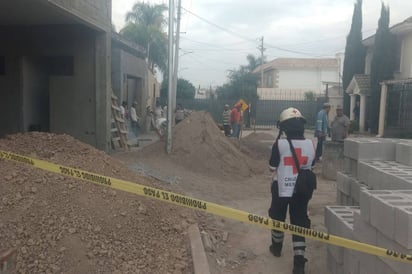 Accidente. Hombre recibió una descarga eléctrica mientras realizaba trabajos de construcción en el Campestre La Rosita.