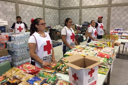 Ayuda. El municipio de Saltillo, informó que abrió centros de acopio de 24 horas  en el edificio de la Presidencia.