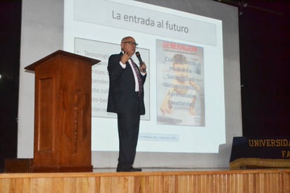 Temática. La última plática del día se realizó en la Facultad de Medicina de la UAdeC. (ANGÉLICA SANDOVAL)