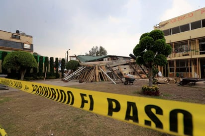 En el caso de esta escuela ubicada en la colonia Nueva Oriental Coapa, delegación Tlalpan, también se inició una investigación de oficio por la muerte de las personas tras el sismo. (ARCHIVO)