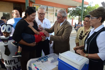 La meta para esta semana de salud es la aplicación de un total de 260 mil dosis de diferentes biológicos en todo el estado.  