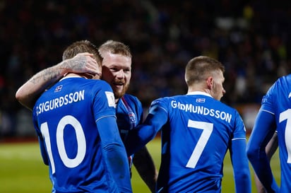 Una espectacular progresión que vivió un antes y un después con la clasificación para la Eurocopa de Francia 2016, en la que el equipo islandés, que alcanzó los cuartos de final, y su festiva afición se ganaron el corazón de aficionados de todo el mundo.
