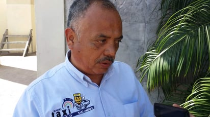 Leocadio Gómez Delgadillo, presidente de RadioTaximetros de Monclova, informó que actualmente hay 20 unidades de su base que trabajan con la plataforma de Taxi Amigo, misma que puede ser monitoreada mediante el celular.