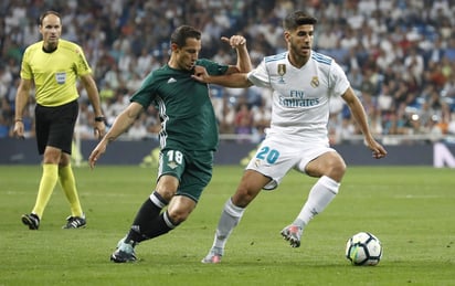 El “Principito” llegó al equipo bético para la presente campaña y es una de las piezas fundamentales en el mediocampo, incluso es uno de los máximos asistentes en la Liga española y el domingo frente al Valencia se prevé que su aporte sea importante.
