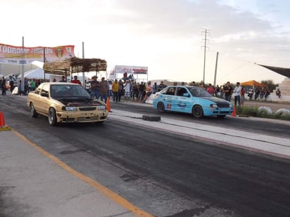 Dentro de la categoría de Bracket Avanzados, la corona quedó en poder de Sergio Cepeda, cronometrando 13:53 durante la prueba final, en la que superó a Francisco Molina para quedarse con el título. (EL SIGLO DE TORREÓN)