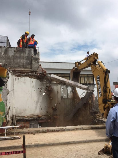 Dijo que de acuerdo con el censo que se otorgó a la titular de Sedatu, Rosario Robles, el censo de viviendas afectadas por el sismo asciende a cerca de cuatro mil viviendas afectadas con daños totales, parciales y medianos. (ARCHIVO)