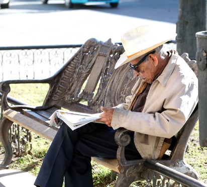 Riesgo. Después de los 65 años, el riesgo de presentar el padecimiento neurológico se incrementa. (EL SIGLO DE TORREÓN)