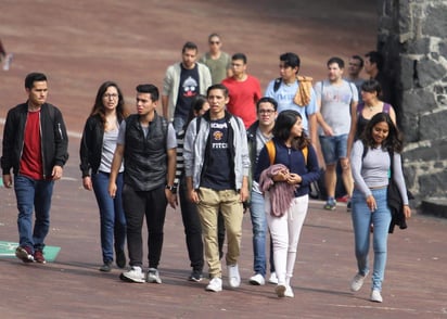 Estudiantes varones y profesores humillan, desalientan e insultan a las jóvenes en el ámbito escolar. (ARCHIVO)