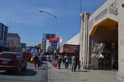 Temporada. En este cierre de año, los comerciantes esperan un repunte en sus ventas. (ANGÉLICA SANDOVAL)