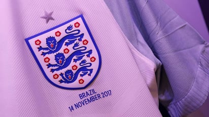 Inglaterra visitará primero Ámsterdam y recibirá en Wembley a los italianos. (TWITTER)