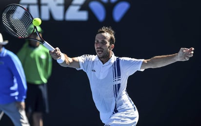 Por problemas en su espalda, Radek Stepanek anunció su retiro del tenis a los 28 años. (Archivo)