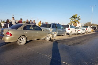 No respetan. Autoridades aseguran que conductores no respetan la distancia reglamentaria.