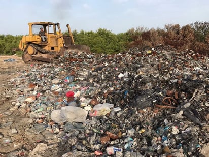 Los problemas que ha dejado el turismo en la isla de Holbox, Quintana Roo, continúan y ahora es la basura la que amenaza a este paradisíaco destino del caribe mexicano. (ARCHIVO)