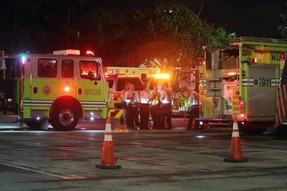 En pleno Viernes Negro, el principal día de compras del año en Estados Unidos, la alarma antiincendios provocó escenas de pánico en el centro comercial Westland Mall, según captaron clientes que se encontraban en el lugar y que subieron imágenes a las redes sociales. (ESPECIAL)