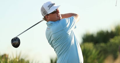 El estadounidense Charley Hoffman con 202 golpes (14 bajo par) se ha afianzado en el liderato del torneo.