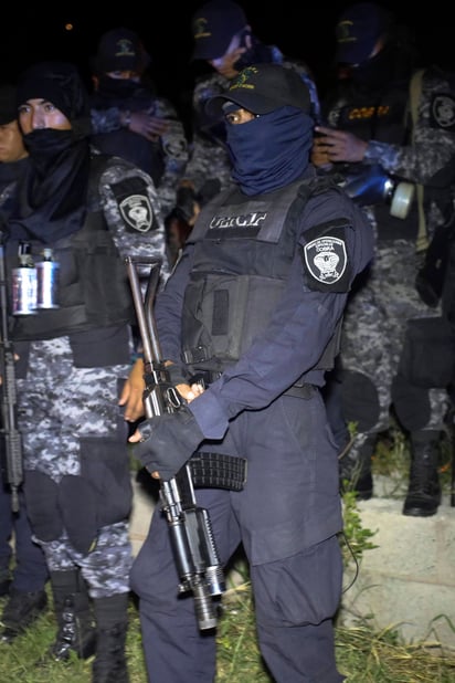 Diálogo. Policías dialogarán con el ministro de Seguridad, Julián Pacheco. (EFE)