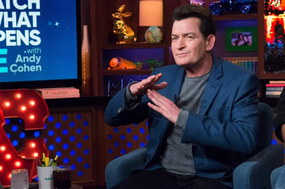 Caso. El actor Charlie Sheen exigió una indemnización a National Enquirer por asegurar que violó al actor Corey Haim.