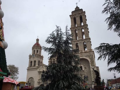 Hasta el momento se mantiene una temperatura de tres grados en la ciudad. (EL SIGLO DE TORREÓN)