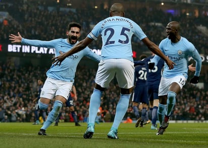 Manchester City no tuvo problemas para derrotar 4-1 al Tottenham. (EFE)