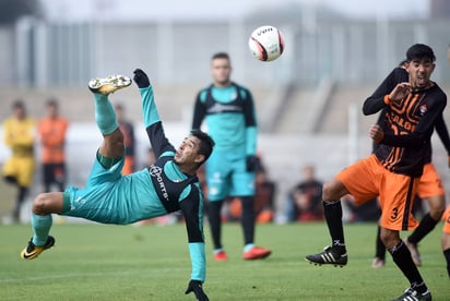 Casi todo el plantel pudo ver acción ayer durante los dos encuentros ante equipos de Segunda. (Jesús Galindo)