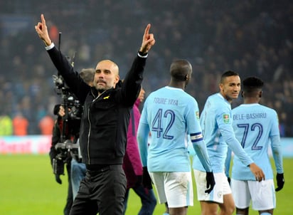 Guardiola tiene al Manchester City como actual líder de la Premier League. (ARCHIVO)