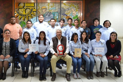 Se preparan. Equipo del ITL que pertenece a la ASME competirá en Pensylvania el año entrante.