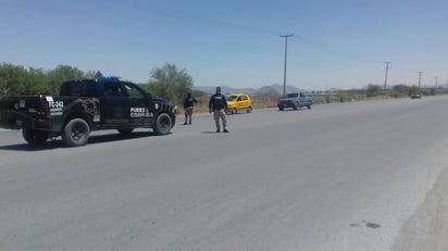 Crimen. El hallazgo se registró durante la mañana de ayer jueves 4 de enero del año en curso, a un costado de la carretera federal, cerca de donde hay puntos de revisión, tanto de Fuerza Coahuila como de otros cuerpos. (EL SIGLO DE TORREÓN)