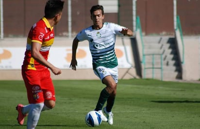 Moisés Arce probará suerte en el balompié Tico junto a Mario Rodríguez, compañeros a lo largo de su formación en fuerzas básicas. (Especial)