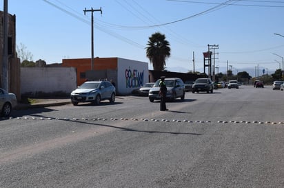 Velocidad. Son pocos los automovilistas que reducen la velocidad en el bulevar Forjadores.