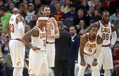 Los Cavaliers de Cleveland tratarán de salir de su mal paso hoy cuando enfrenten como visitantes a los Raptors de Toronto. (AP)