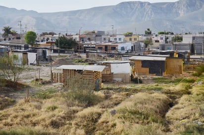 Una más. Las mismas líderes que invadieron los terrenos del Parque Industrial Mieleras son las que encabezan la invasión de Villas La Merced.