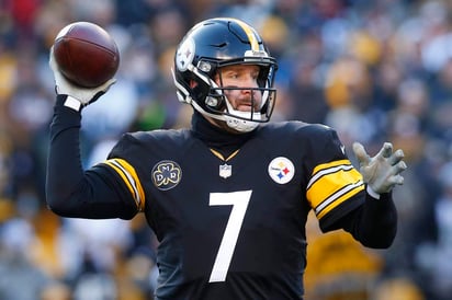 Ben Roethlisberger tuvo 469 yardas por aire y lanzó 5 pases de anotación en la derrota ante Jacksonville. (EFE)