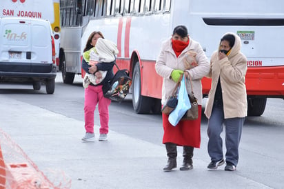 Frío. La entrada del frente frío 23 provocó una temperatura mínima en Torreón de 1.8 grados. (FERNANDO COMPEÁN)