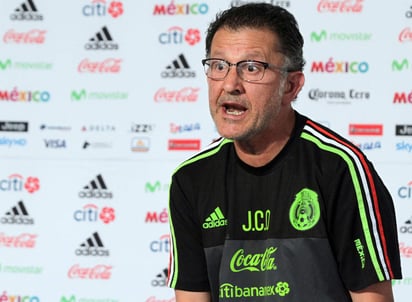 “Tienen un futbol más directo, parecido al sueco, para México va a ser un partido muy importante”, mencionó el timonel del conjunto azteca. (ARCHIVO)