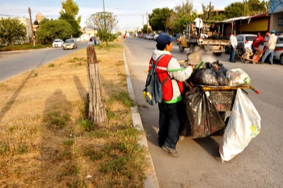 Basura. La Dirección de Servicios Públicos informó de rutas establecidas de recolección, disponibles para la ciudadanía. (EL SIGLO DE TORREÓN)